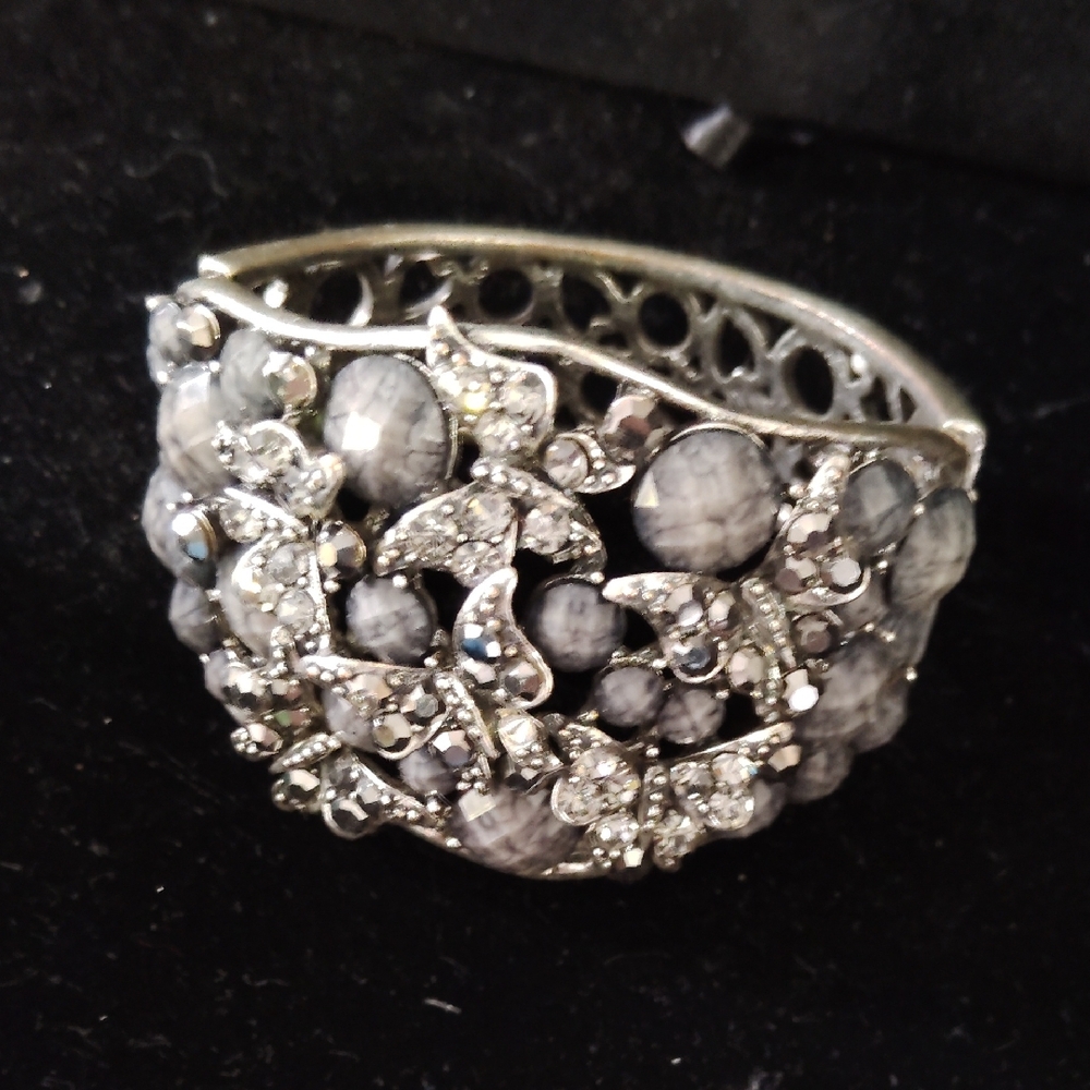 Elegant Silver and Gray Women's Bracelet